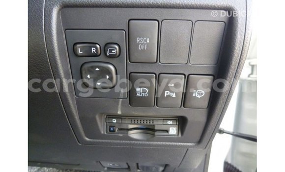 Buy Import Toyota Land Cruiser White Car in Import - Dubai in Ethiopia Buy Import Toyota Land Cruiser White Car in Import - Dubai in Ethiopia