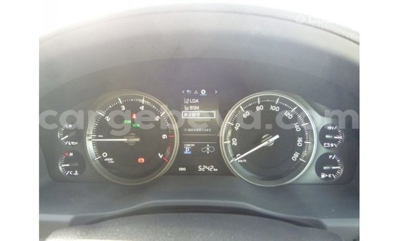 Buy Import Toyota Land Cruiser White Car in Import - Dubai in Ethiopia Buy Import Toyota Land Cruiser White Car in Import - Dubai in Ethiopia