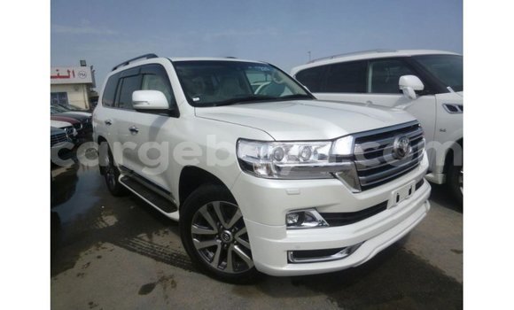 Buy Import Toyota Land Cruiser White Car in Import - Dubai in Ethiopia Buy Import Toyota Land Cruiser White Car in Import - Dubai in Ethiopia