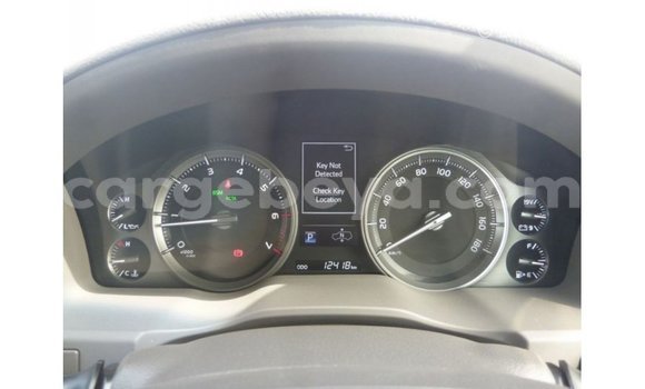 Buy Import Toyota Land Cruiser White Car in Import - Dubai in Ethiopia Buy Import Toyota Land Cruiser White Car in Import - Dubai in Ethiopia