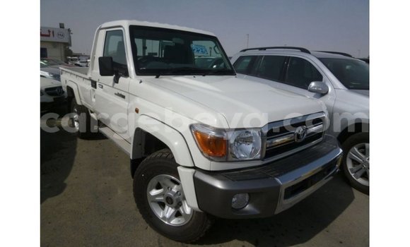 Buy Import Toyota Land Cruiser White Car in Import - Dubai in Ethiopia Buy Import Toyota Land Cruiser White Car in Import - Dubai in Ethiopia