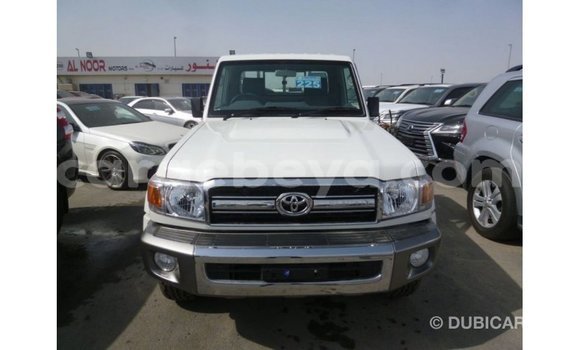 Buy Import Toyota Land Cruiser White Car in Import - Dubai in Ethiopia Buy Import Toyota Land Cruiser White Car in Import - Dubai in Ethiopia