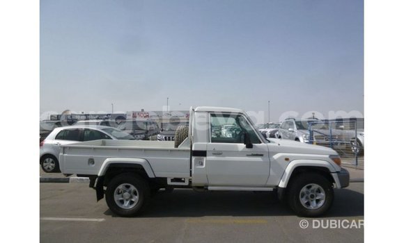 Buy Import Toyota Land Cruiser White Car in Import - Dubai in Ethiopia Buy Import Toyota Land Cruiser White Car in Import - Dubai in Ethiopia