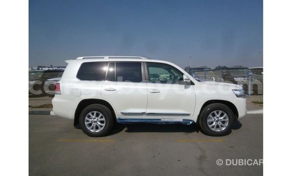 Buy Import Toyota Land Cruiser White Car in Import - Dubai in Ethiopia Buy Import Toyota Land Cruiser White Car in Import - Dubai in Ethiopia