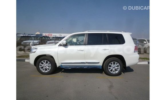 Buy Import Toyota Land Cruiser White Car in Import - Dubai in Ethiopia Buy Import Toyota Land Cruiser White Car in Import - Dubai in Ethiopia