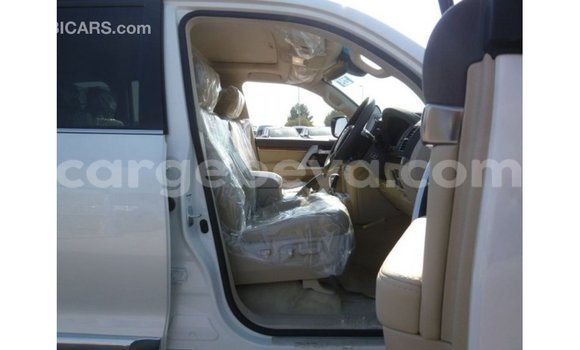 Buy Import Toyota Land Cruiser White Car in Import - Dubai in Ethiopia Buy Import Toyota Land Cruiser White Car in Import - Dubai in Ethiopia