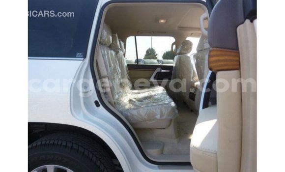 Buy Import Toyota Land Cruiser White Car in Import - Dubai in Ethiopia Buy Import Toyota Land Cruiser White Car in Import - Dubai in Ethiopia