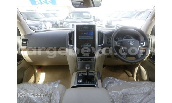 Buy Import Toyota Land Cruiser White Car in Import - Dubai in Ethiopia Buy Import Toyota Land Cruiser White Car in Import - Dubai in Ethiopia
