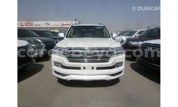 Buy Import Toyota Land Cruiser White Car in Import - Dubai in Ethiopia Buy Import Toyota Land Cruiser White Car in Import - Dubai in Ethiopia