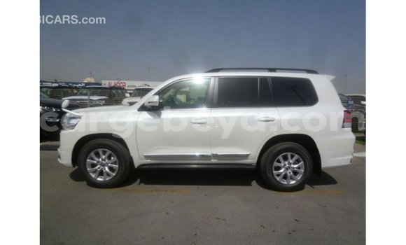 Buy Import Toyota Land Cruiser White Car in Import - Dubai in Ethiopia Buy Import Toyota Land Cruiser White Car in Import - Dubai in Ethiopia