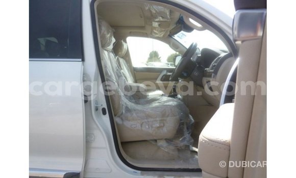 Buy Import Toyota Land Cruiser White Car in Import - Dubai in Ethiopia Buy Import Toyota Land Cruiser White Car in Import - Dubai in Ethiopia