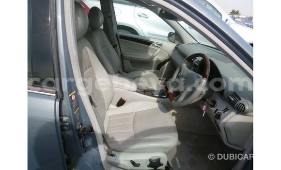 ይግዙ Imported Mercedes-Benz 190 ሰማያዊ መኪና በ Import - Dubai በ ኢትዮጵያ ይግዙ Imported Mercedes-Benz 190 ሰማያዊ መኪና በ Import - Dubai በ ኢትዮጵያ