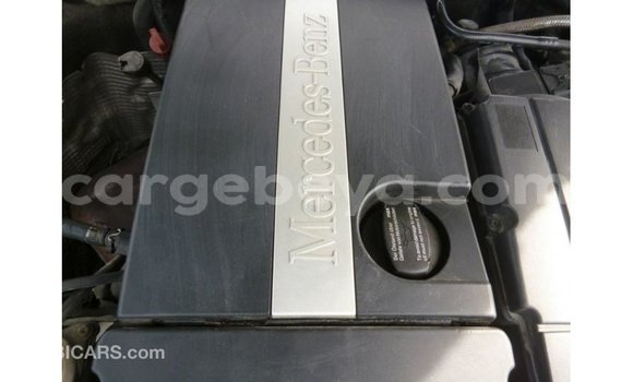 ይግዙ Imported Mercedes-Benz 190 ሰማያዊ መኪና በ Import - Dubai በ ኢትዮጵያ ይግዙ Imported Mercedes-Benz 190 ሰማያዊ መኪና በ Import - Dubai በ ኢትዮጵያ