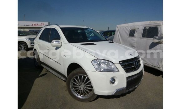 ይግዙ Imported Mercedes-Benz 190 ነጭ መኪና በ Import - Dubai በ ኢትዮጵያ ይግዙ Imported Mercedes-Benz 190 ነጭ መኪና በ Import - Dubai በ ኢትዮጵያ