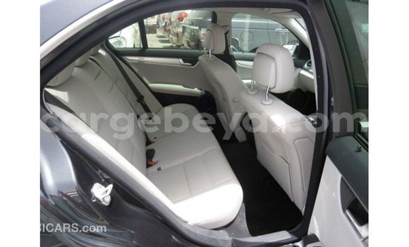 Buy Import Mercedes-Benz 190 Black Car in Import - Dubai in Ethiopia Buy Import Mercedes-Benz 190 Black Car in Import - Dubai in Ethiopia