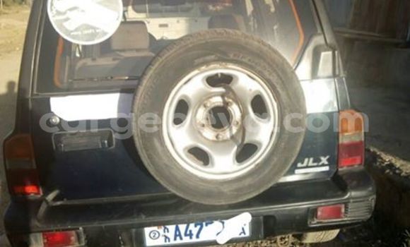 ይግዙ ያገለገለ Suzuki Vitara ጥቁር መኪና በ መቀሌ በ ኢትዮጵያ ይግዙ ያገለገለ Suzuki Vitara ጥቁር መኪና በ መቀሌ በ ኢትዮጵያ