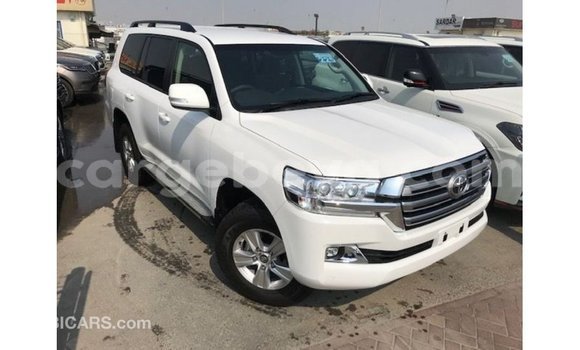 Buy Import Toyota Land Cruiser White Car in Import - Dubai in Ethiopia Buy Import Toyota Land Cruiser White Car in Import - Dubai in Ethiopia