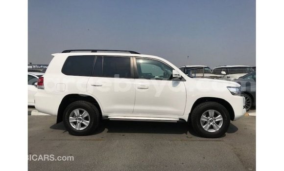Buy Import Toyota Land Cruiser White Car in Import - Dubai in Ethiopia Buy Import Toyota Land Cruiser White Car in Import - Dubai in Ethiopia