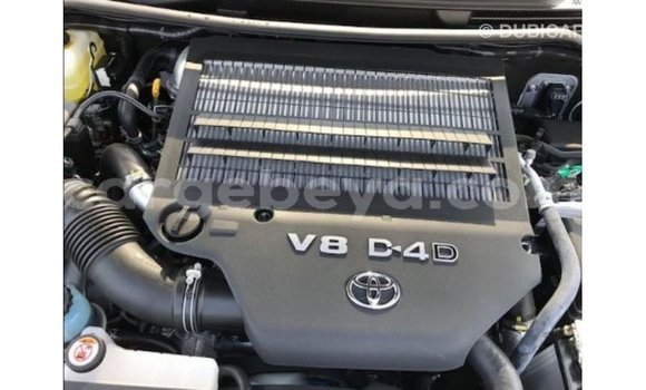 Buy Import Toyota Land Cruiser White Car in Import - Dubai in Ethiopia Buy Import Toyota Land Cruiser White Car in Import - Dubai in Ethiopia