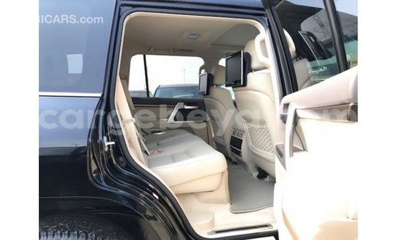 Buy Import Toyota Land Cruiser Black Car in Import - Dubai in Ethiopia Buy Import Toyota Land Cruiser Black Car in Import - Dubai in Ethiopia