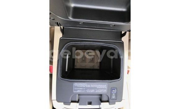 Buy Import Toyota Land Cruiser Black Car in Import - Dubai in Ethiopia Buy Import Toyota Land Cruiser Black Car in Import - Dubai in Ethiopia