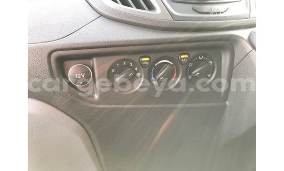 ይግዙ Imported Ford Club Wagon ነጭ መኪና በ Import - Dubai በ ኢትዮጵያ ይግዙ Imported Ford Club Wagon ነጭ መኪና በ Import - Dubai በ ኢትዮጵያ