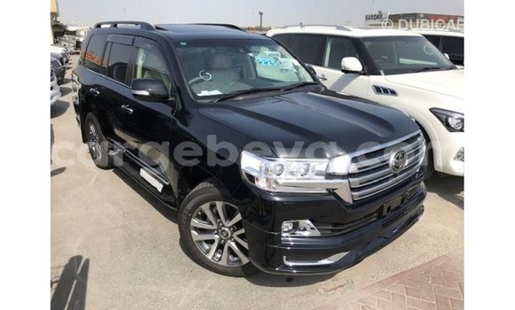 ይግዙ Imported Toyota Land Cruiser ጥቁር መኪና በ Import - Dubai በ ኢትዮጵያ ይግዙ Imported Toyota Land Cruiser ጥቁር መኪና በ Import - Dubai በ ኢትዮጵያ