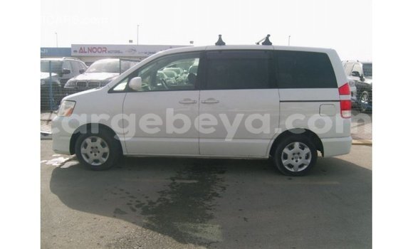 Buy Import Toyota Noah White Car in Import - Dubai in Ethiopia Buy Import Toyota Noah White Car in Import - Dubai in Ethiopia