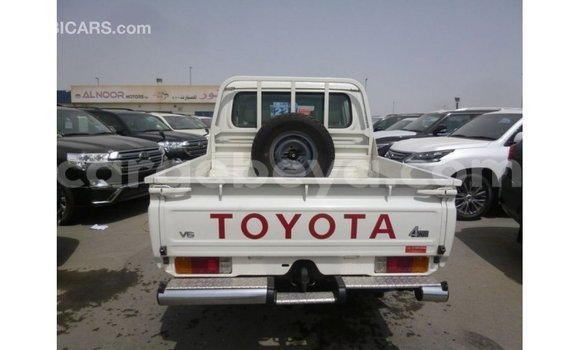 Buy Import Toyota Land Cruiser White Car in Import - Dubai in Ethiopia Buy Import Toyota Land Cruiser White Car in Import - Dubai in Ethiopia