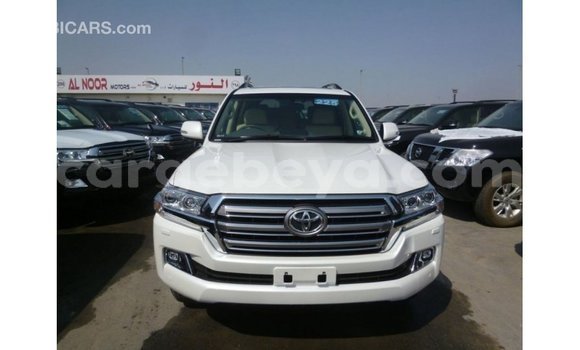 Buy Import Toyota Land Cruiser White Car in Import - Dubai in Ethiopia Buy Import Toyota Land Cruiser White Car in Import - Dubai in Ethiopia