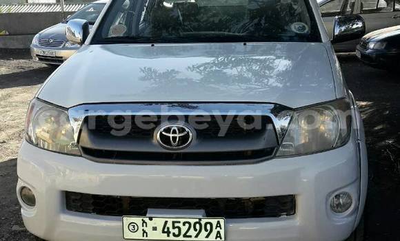Buy Used Toyota Hilux White Car in Addis–Ababa in Ethiopia Buy Used Toyota Hilux White Car in Addis–Ababa in Ethiopia