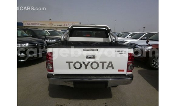 Buy Import Toyota Hilux White Car in Import - Dubai in Ethiopia Buy Import Toyota Hilux White Car in Import - Dubai in Ethiopia