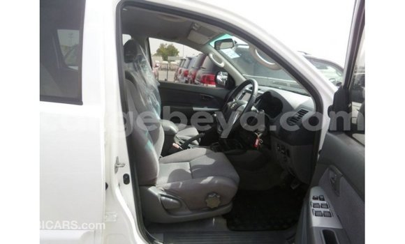 Buy Import Toyota Hilux White Car in Import - Dubai in Ethiopia Buy Import Toyota Hilux White Car in Import - Dubai in Ethiopia