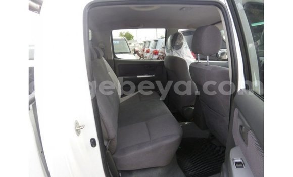 Buy Import Toyota Hilux White Car in Import - Dubai in Ethiopia Buy Import Toyota Hilux White Car in Import - Dubai in Ethiopia