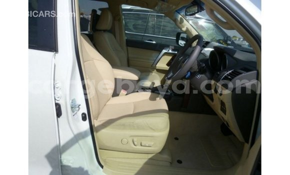 Buy Import Toyota Prado White Car in Import - Dubai in Ethiopia Buy Import Toyota Prado White Car in Import - Dubai in Ethiopia