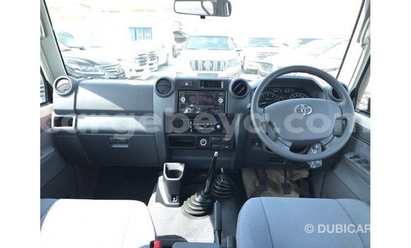 Buy Import Toyota Land Cruiser White Car in Import - Dubai in Ethiopia Buy Import Toyota Land Cruiser White Car in Import - Dubai in Ethiopia