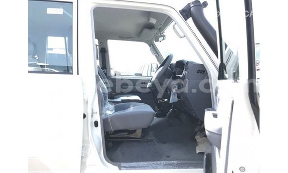 Buy Import Toyota Land Cruiser White Car in Import - Dubai in Ethiopia Buy Import Toyota Land Cruiser White Car in Import - Dubai in Ethiopia