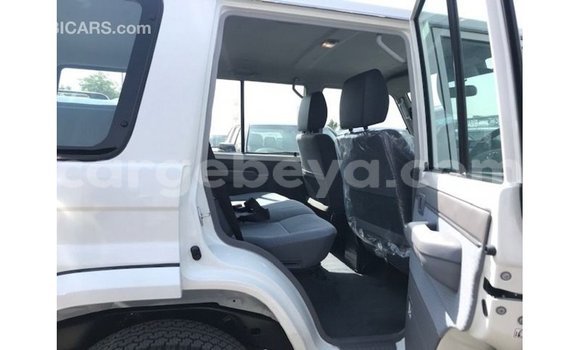 Buy Import Toyota Land Cruiser White Car in Import - Dubai in Ethiopia Buy Import Toyota Land Cruiser White Car in Import - Dubai in Ethiopia