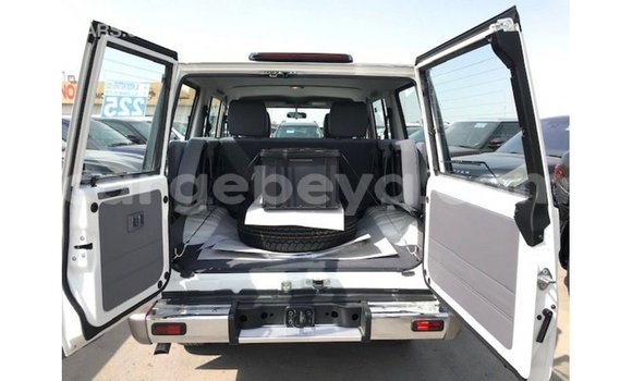Buy Import Toyota Land Cruiser White Car in Import - Dubai in Ethiopia Buy Import Toyota Land Cruiser White Car in Import - Dubai in Ethiopia
