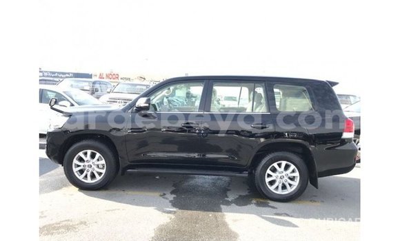 ይግዙ Imported Toyota Land Cruiser ጥቁር መኪና በ Import - Dubai በ ኢትዮጵያ ይግዙ Imported Toyota Land Cruiser ጥቁር መኪና በ Import - Dubai በ ኢትዮጵያ