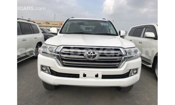 Buy Import Toyota Land Cruiser White Car in Import - Dubai in Ethiopia Buy Import Toyota Land Cruiser White Car in Import - Dubai in Ethiopia