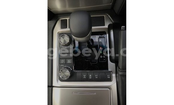 Buy Import Toyota Land Cruiser White Car in Import - Dubai in Ethiopia Buy Import Toyota Land Cruiser White Car in Import - Dubai in Ethiopia