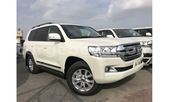 Buy Import Toyota Land Cruiser White Car in Import - Dubai in Ethiopia Buy Import Toyota Land Cruiser White Car in Import - Dubai in Ethiopia