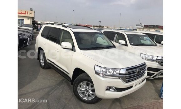 Buy Import Toyota Land Cruiser White Car in Import - Dubai in Ethiopia Buy Import Toyota Land Cruiser White Car in Import - Dubai in Ethiopia