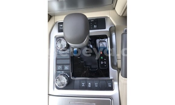 Buy Import Toyota Land Cruiser White Car in Import - Dubai in Ethiopia Buy Import Toyota Land Cruiser White Car in Import - Dubai in Ethiopia