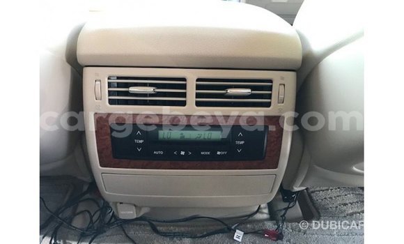 Buy Import Toyota Land Cruiser White Car in Import - Dubai in Ethiopia Buy Import Toyota Land Cruiser White Car in Import - Dubai in Ethiopia