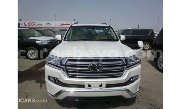Buy Import Toyota Land Cruiser White Car in Import - Dubai in Ethiopia Buy Import Toyota Land Cruiser White Car in Import - Dubai in Ethiopia