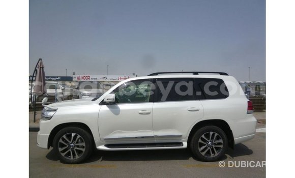 Buy Import Toyota Land Cruiser White Car in Import - Dubai in Ethiopia Buy Import Toyota Land Cruiser White Car in Import - Dubai in Ethiopia
