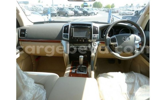Buy Import Toyota Land Cruiser White Car in Import - Dubai in Ethiopia Buy Import Toyota Land Cruiser White Car in Import - Dubai in Ethiopia