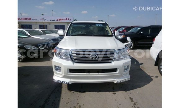 Buy Import Toyota Land Cruiser White Car in Import - Dubai in Ethiopia Buy Import Toyota Land Cruiser White Car in Import - Dubai in Ethiopia